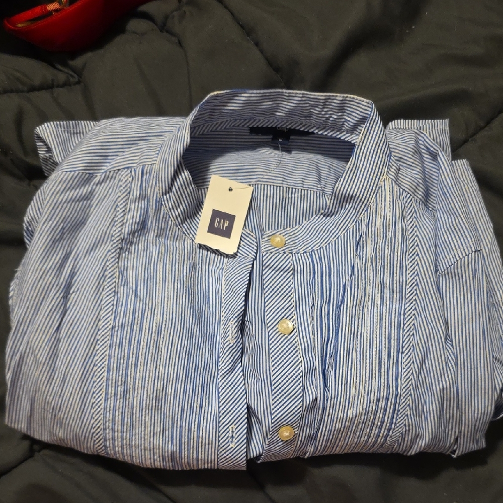 GAP Blue Casual Button Down Shirt with Pintuck Details
